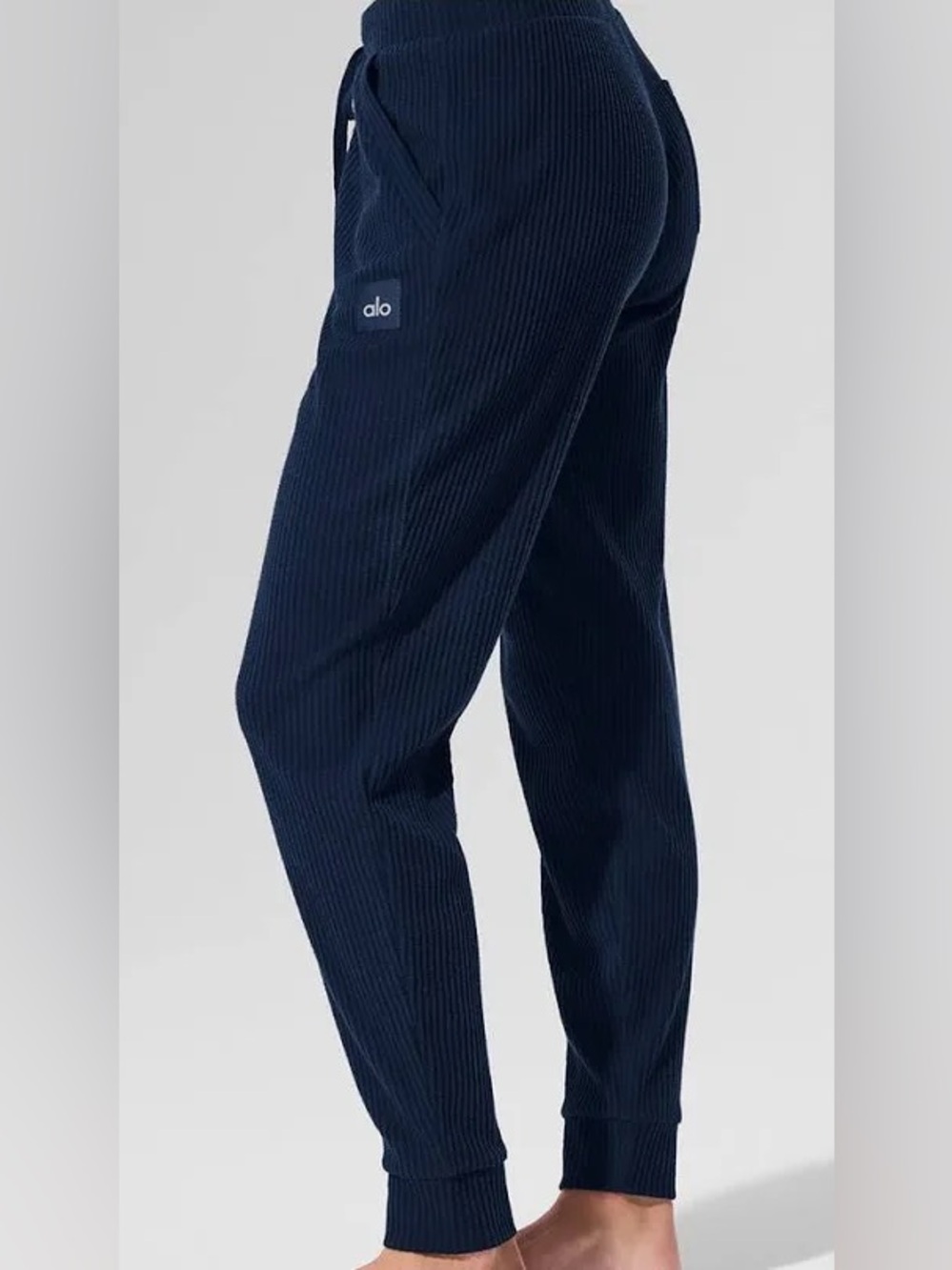 Women's Alo Muse Joggers